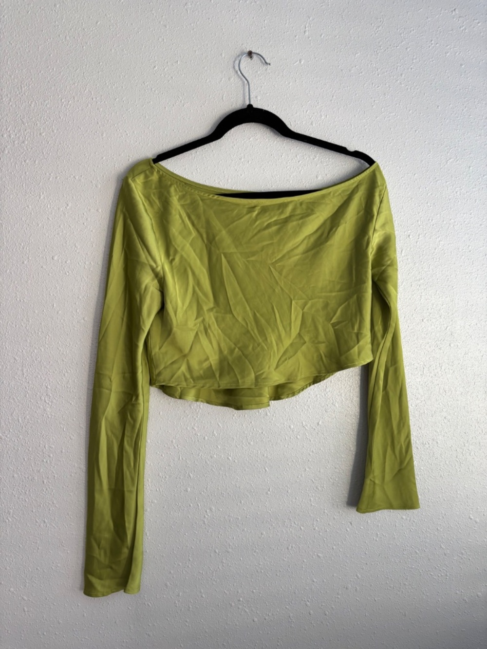 Meshki Violeta Parakeet Lime Green Satin One-Shoulder Top & Maxi Skirt 2 pc set - Picture 6 of 11
